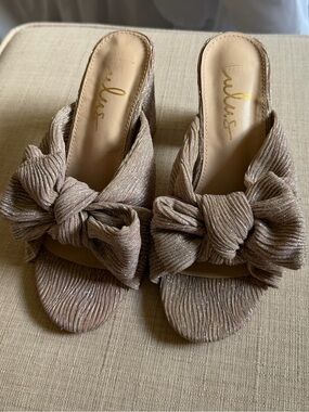 Lulu's Shimmery Taupe Knot Slide Mules